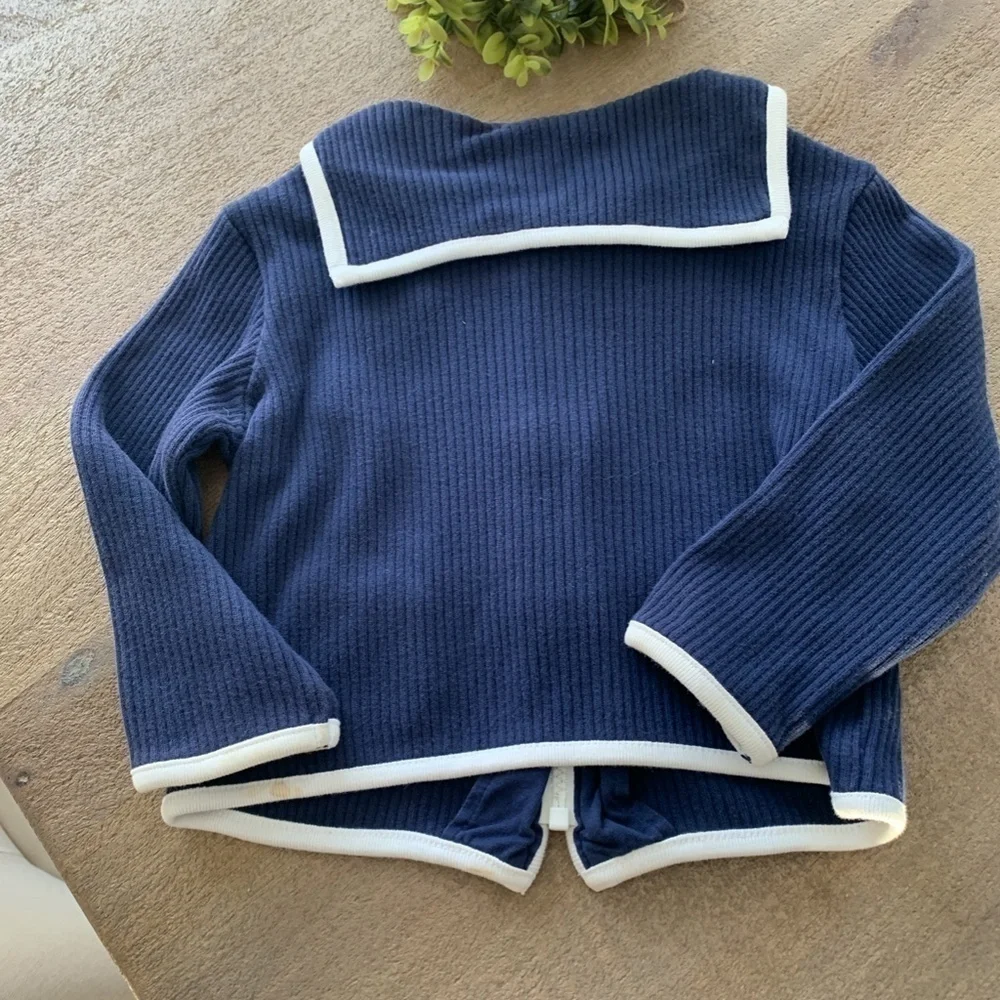 Gymboree Whale Watching Club Sweater Size 3